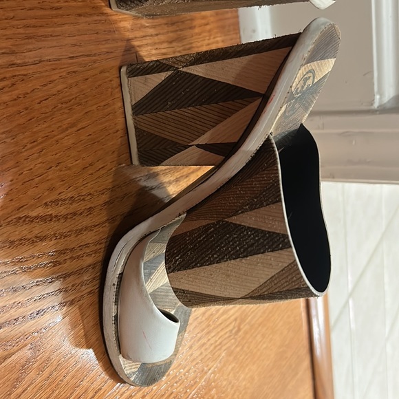 Tory Burch Block Heel Sandals - Picture 3 of 14